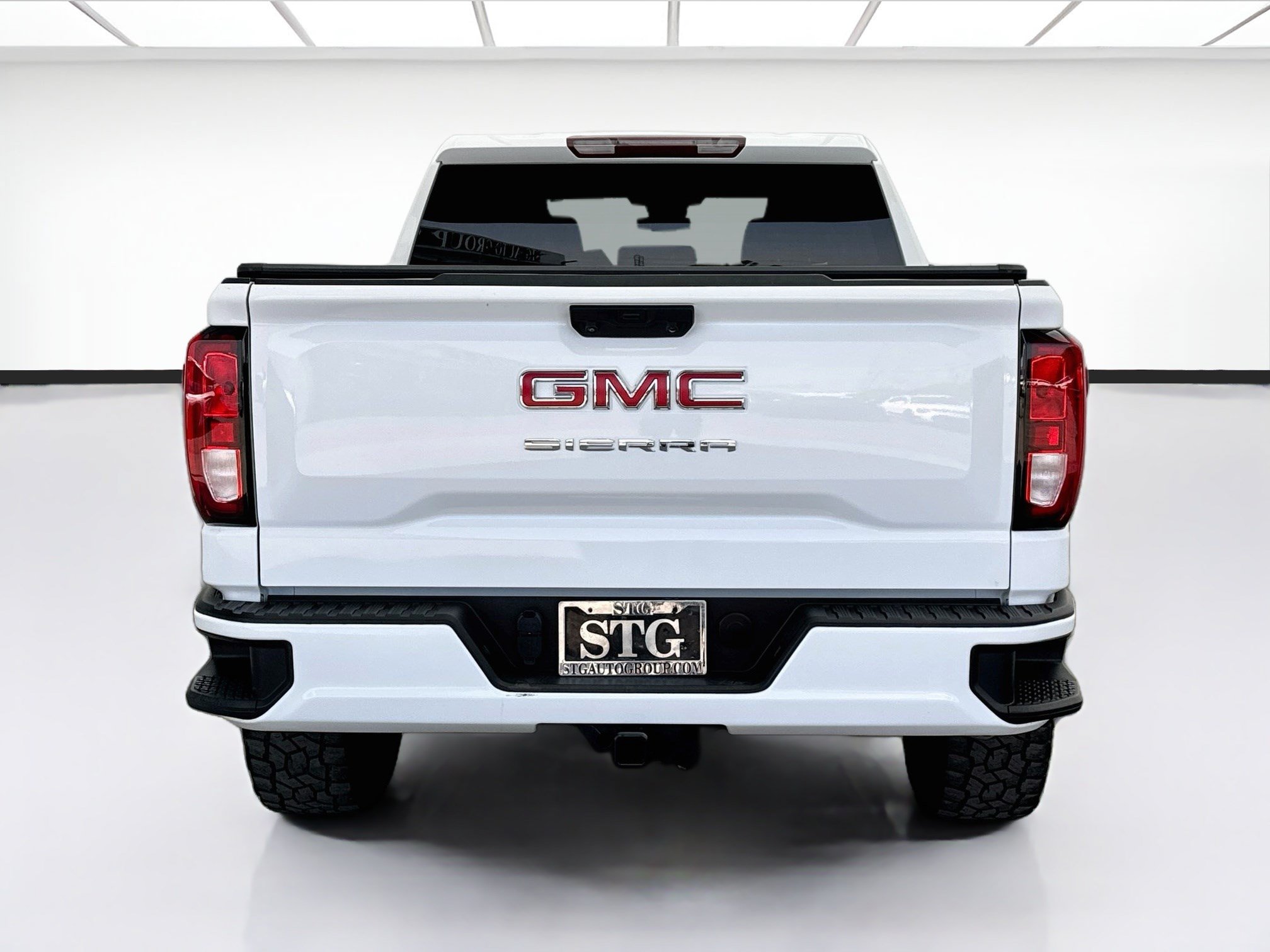 Used 2024 GMC Sierra 1500 Elevation AWD/4WD image 5
