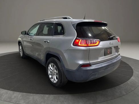 Used 2019 Jeep Cherokee Latitude w/ Popular Appearance Group FWD image 14