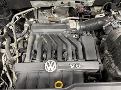 Used 2022 Volkswagen Atlas SE w/ Panoramic Sunroof Package image 11