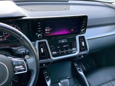 Used 2023 Kia Sorento S w/ Panoramic Sunroof Package FWD image 7