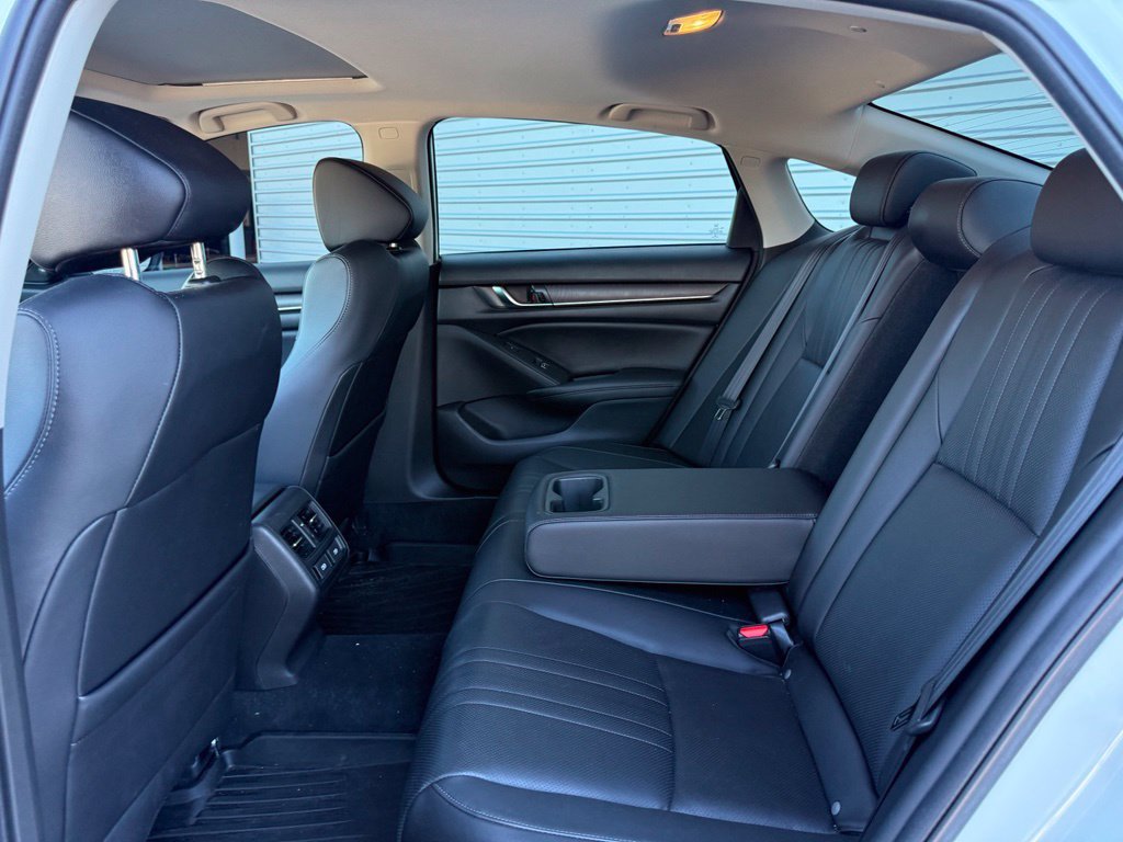 Used 2022 Honda Accord Touring image 19