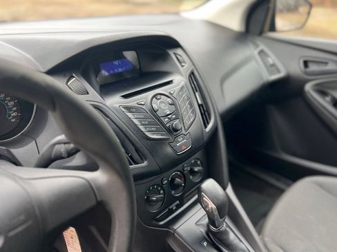 Used 2012 Ford Focus S image 5