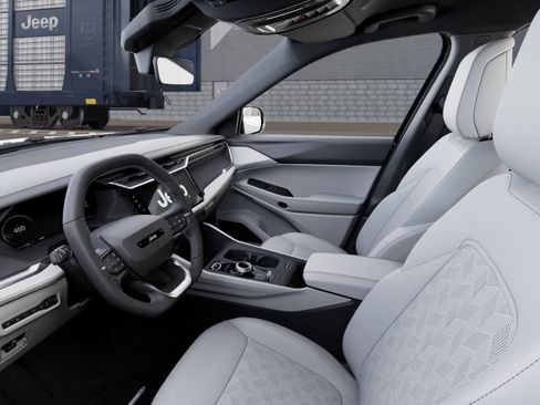 New 2026 Jeep Cherokee Overland image 22