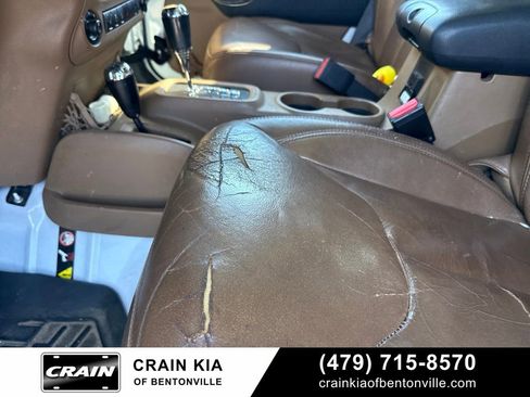 Used 2013 Jeep Wrangler Unlimited Sahara w/ Connectivity Group AWD/4WD image 22