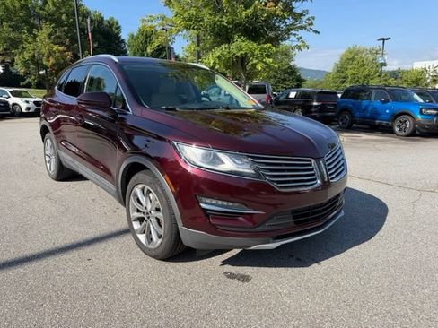 Used 2017 Lincoln MKC Select AWD/4WD image 7