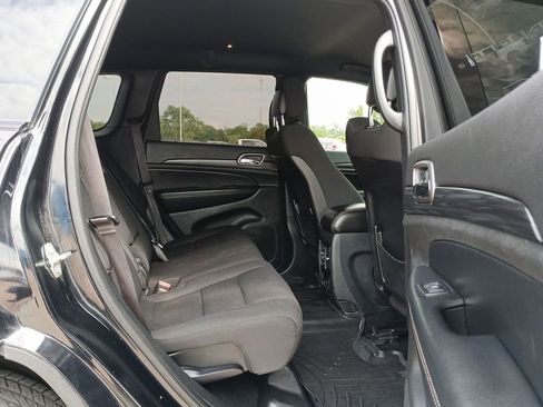 Used 2021 Jeep Grand Cherokee Freedom Edition RWD image 28