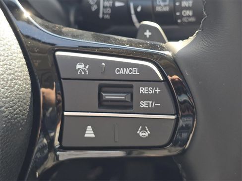 New 2025 Honda Pilot Touring image 33