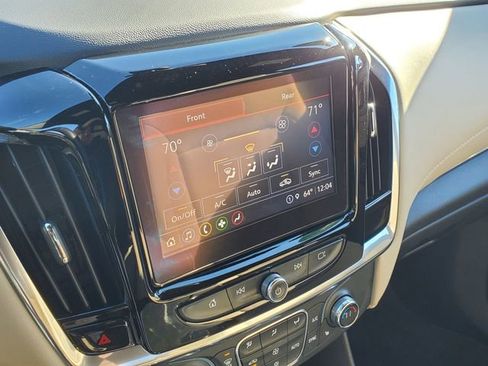 Certified 2023 Chevrolet Traverse LT w/ LPO, Floor Liner Package image 33