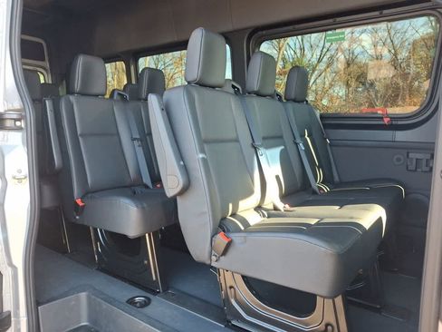 Used 2024 Mercedes-Benz Sprinter 2500 image 26