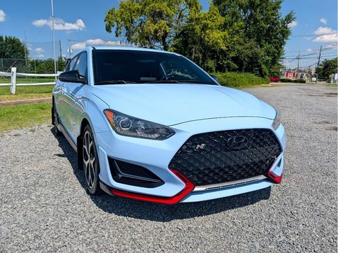 Used 2019 Hyundai Veloster N N FWD image 3