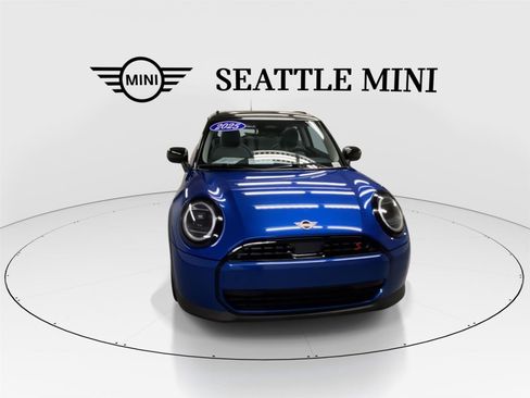 Certified 2025 MINI Cooper S FWD image 3