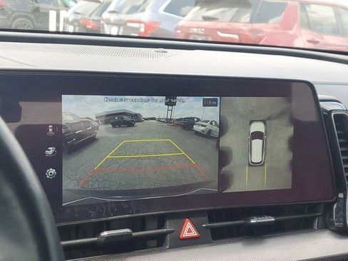 Used 2024 Kia Sportage SX image 29