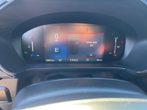 Used 2025 Ford Escape ST-Line image 20