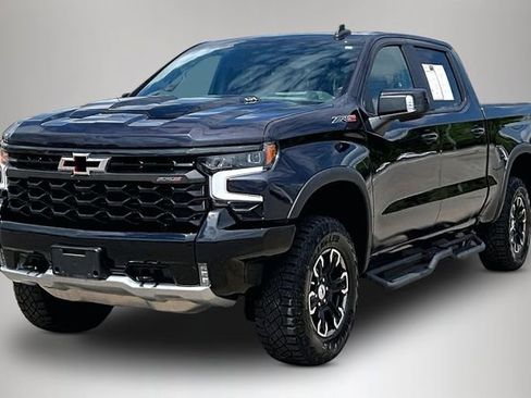 Used 2024 Chevrolet Silverado 1500 ZR2 w/ Technology Package AWD/4WD image 2