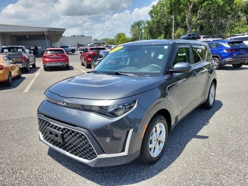 Used 2024 Kia Soul LX w/ Option Group 015 FWD image 14