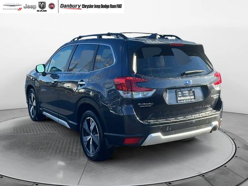 Used 2019 Subaru Forester Touring image 4
