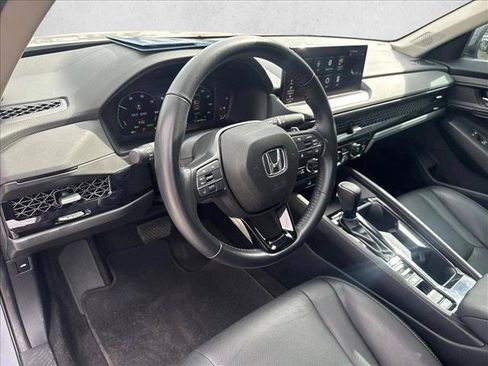 Used 2023 Honda Accord EX-L image 10