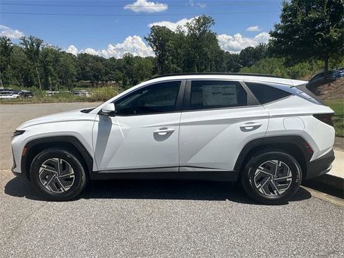 New 2025 Hyundai Tucson Blue image 2