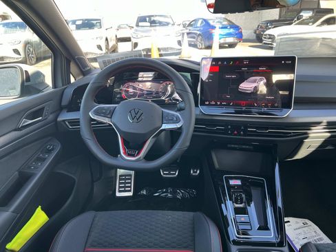 New 2026 Volkswagen GTI SE image 7
