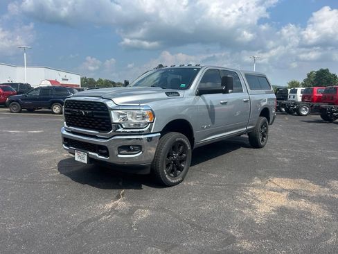 Used 2022 RAM 2500 Big Horn w/ Snow Chief Group AWD/4WD image 4