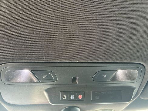 Used 2019 Chevrolet Camaro LT RWD image 32