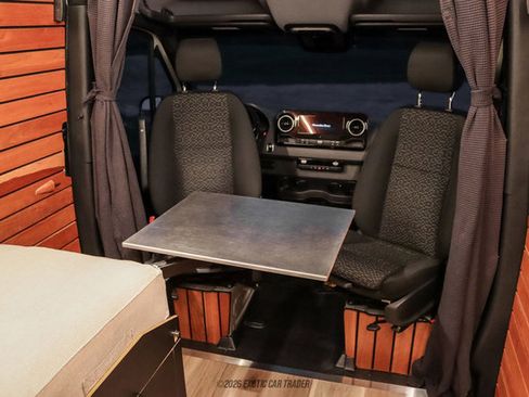 Used 2023 Mercedes-Benz Sprinter 2500 image 96