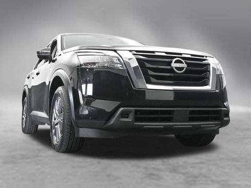 Used 2025 Nissan Pathfinder SV FWD image 67