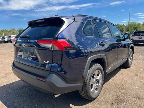 Used 2025 Toyota RAV4 XLE FWD image 6