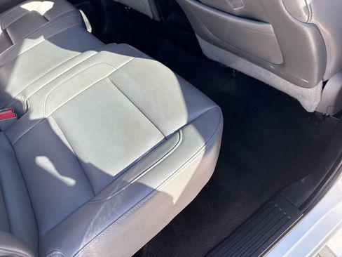 Used 2015 GMC Sierra 2500 SLT w/ Duramax Plus Package image 23