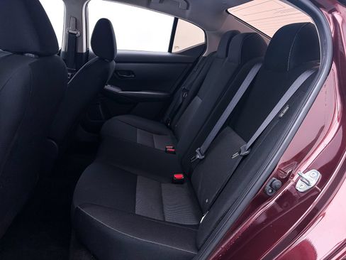 Used 2024 Nissan Sentra SV FWD image 33