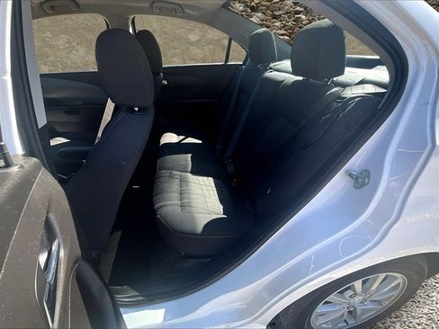 Used 2019 Chevrolet Sonic LT image 25