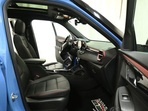 Used 2024 Chevrolet TrailBlazer RS w/ Convenience Package image 9