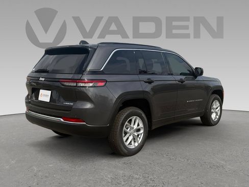 New 2026 Jeep Grand Cherokee Laredo X RWD image 18