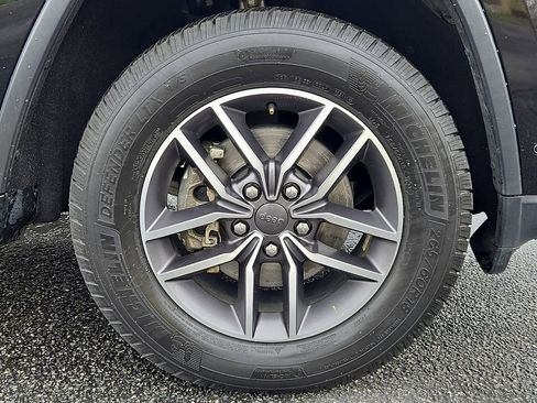 Used 2020 Jeep Grand Cherokee Limited w/ Luxury Group II image 8