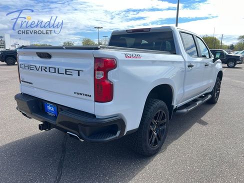 Certified 2023 Chevrolet Silverado 1500 Custom Trail Boss w/ LPO, Dark Essentials Package AWD/4WD image 6