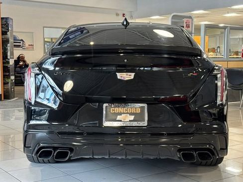 Used 2024 Cadillac CT4 V Blackwing w/ Driver Assist Package RWD image 5