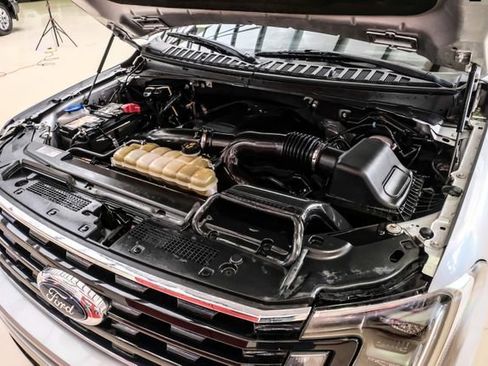 Used 2019 Ford Expedition Limited w/ Equipment Group 303A image 46