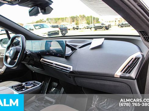 Used 2023 BMW iX xDrive50 w/ Convenience Package image 25