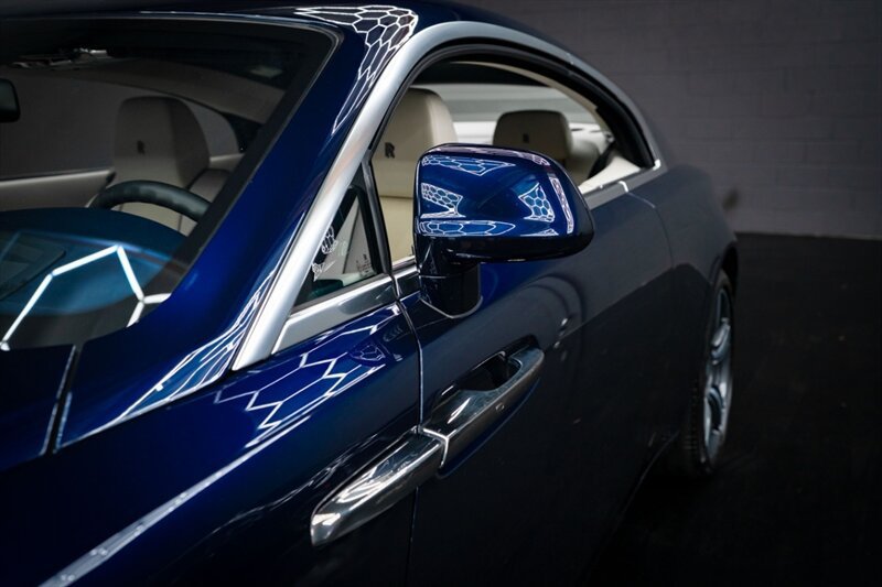 Used 2015 Rolls-Royce Wraith RWD image 15