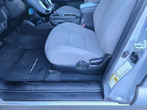 Certified 2023 Toyota Tacoma SR AWD/4WD image 19