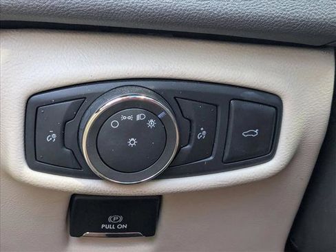 Used 2017 Lincoln MKZ Reserve image 16