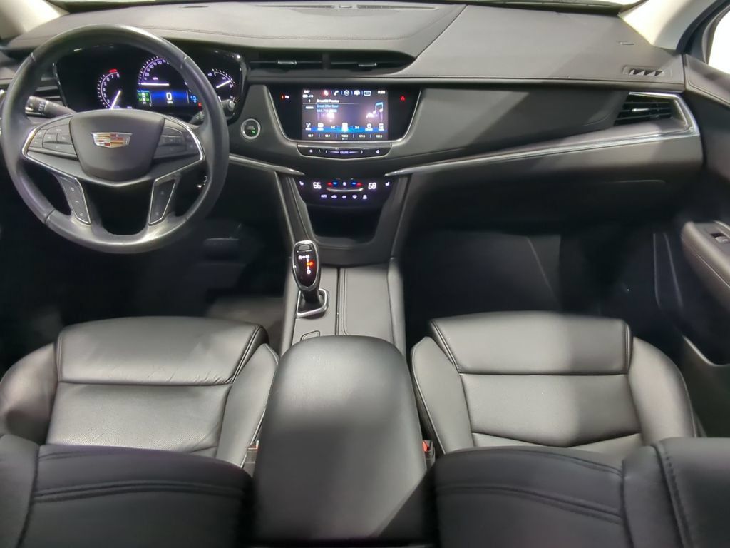 Used 2019 Cadillac XT5 Luxury FWD image 18