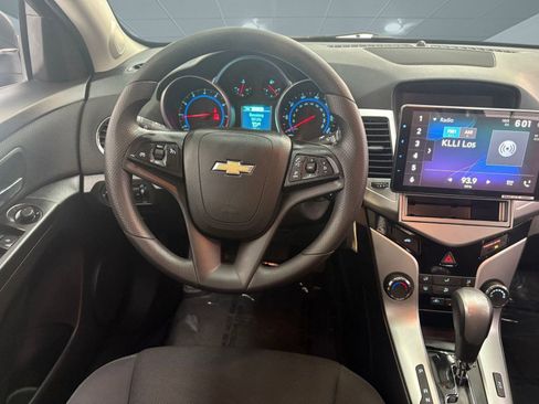 Used 2015 Chevrolet Cruze LT w/ Technology Package image 24