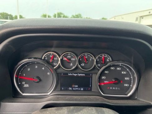 Used 2022 Chevrolet Silverado 3500 LT w/ All Star Edition AWD/4WD image 9