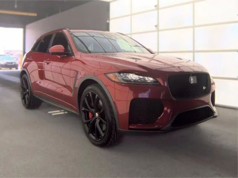 Used 2020 Jaguar F-PACE SVR AWD/4WD image 3