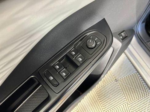 Used 2024 Volkswagen Taos S image 12