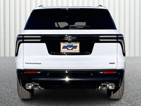 New 2026 Chevrolet Traverse RS image 9