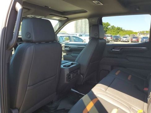 New 2026 GMC Sierra 1500 AT4 w/ AT4 Premium Package AWD/4WD image 11