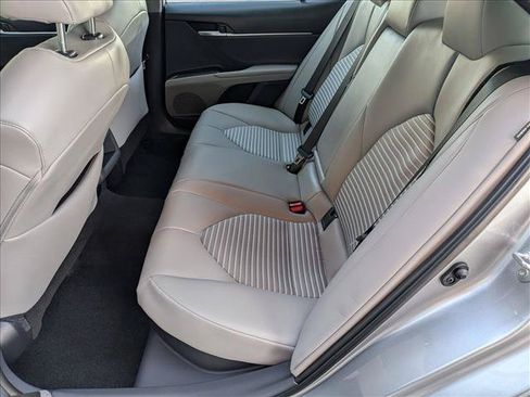 Used 2024 Toyota Camry SE FWD image 17