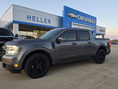 Used 2022 Ford Maverick Lariat w/ Lariat Luxury Package image 3